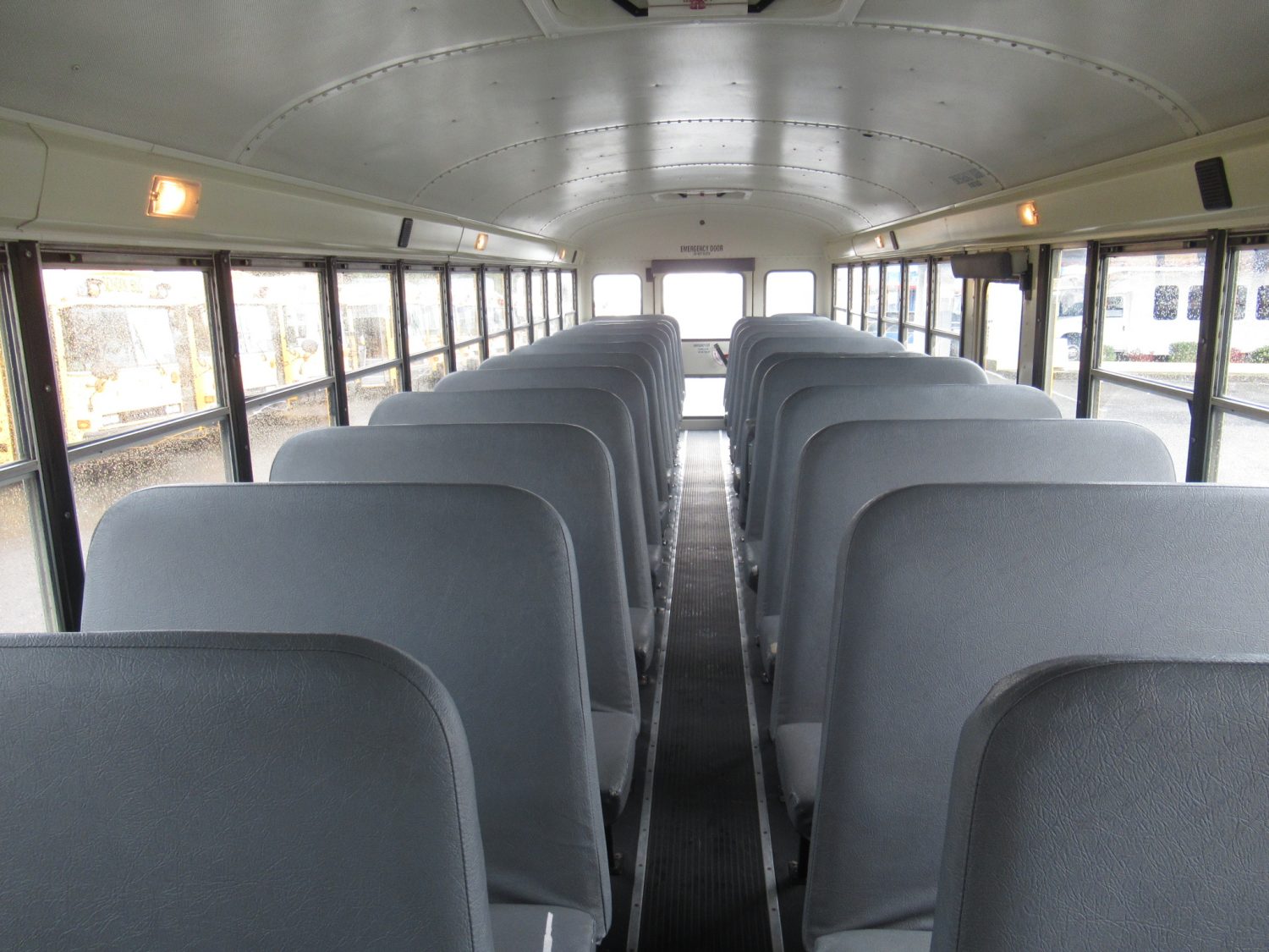2010 IC CE-300 71 Passenger School Bus - B89343 - Image 6