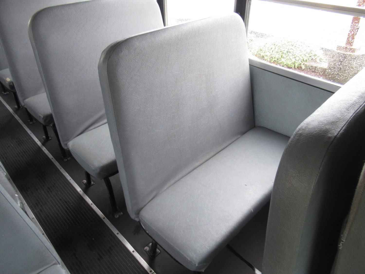 2010 IC CE-300 71 Passenger School Bus - B89343 - Image 9