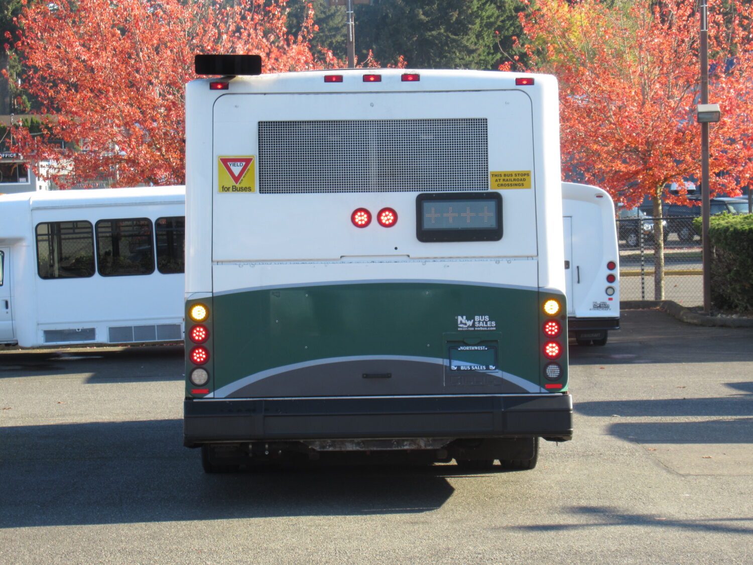 2007 Gillig Low Floor 23 Passenger ADA Transit Bus - T91378 - Image 11