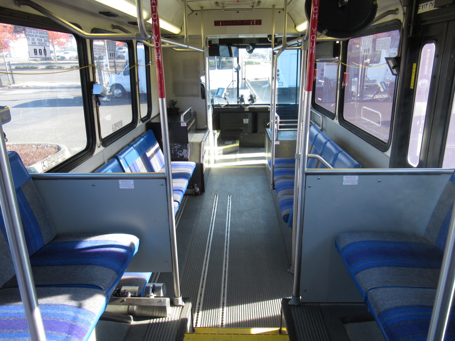 2007 Gillig Low Floor 23 Passenger ADA Transit Bus - T91378 - Image 10