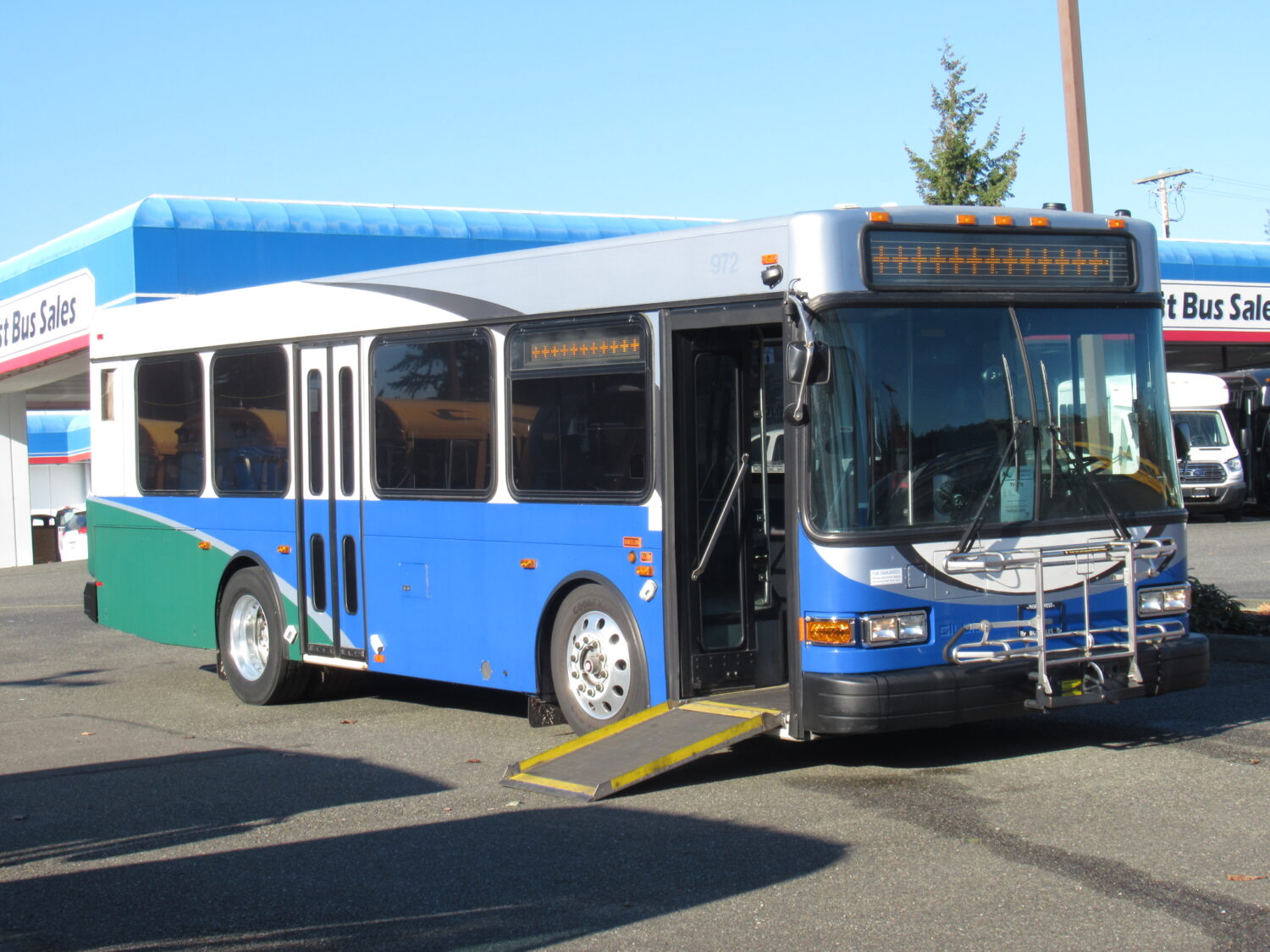 2007 Gillig Low Floor 23 Passenger ADA Transit Bus - T91378