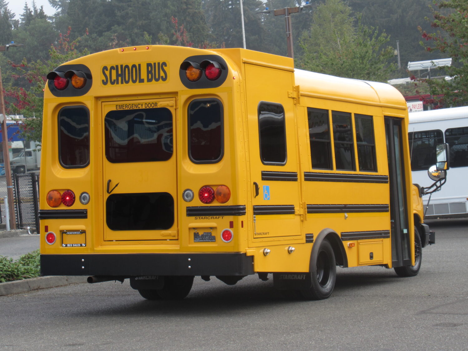 2012 Chevrolet Starcraft Quest 6 Passenger + 1 Wheelchair School Bus - B16295 - Image 3