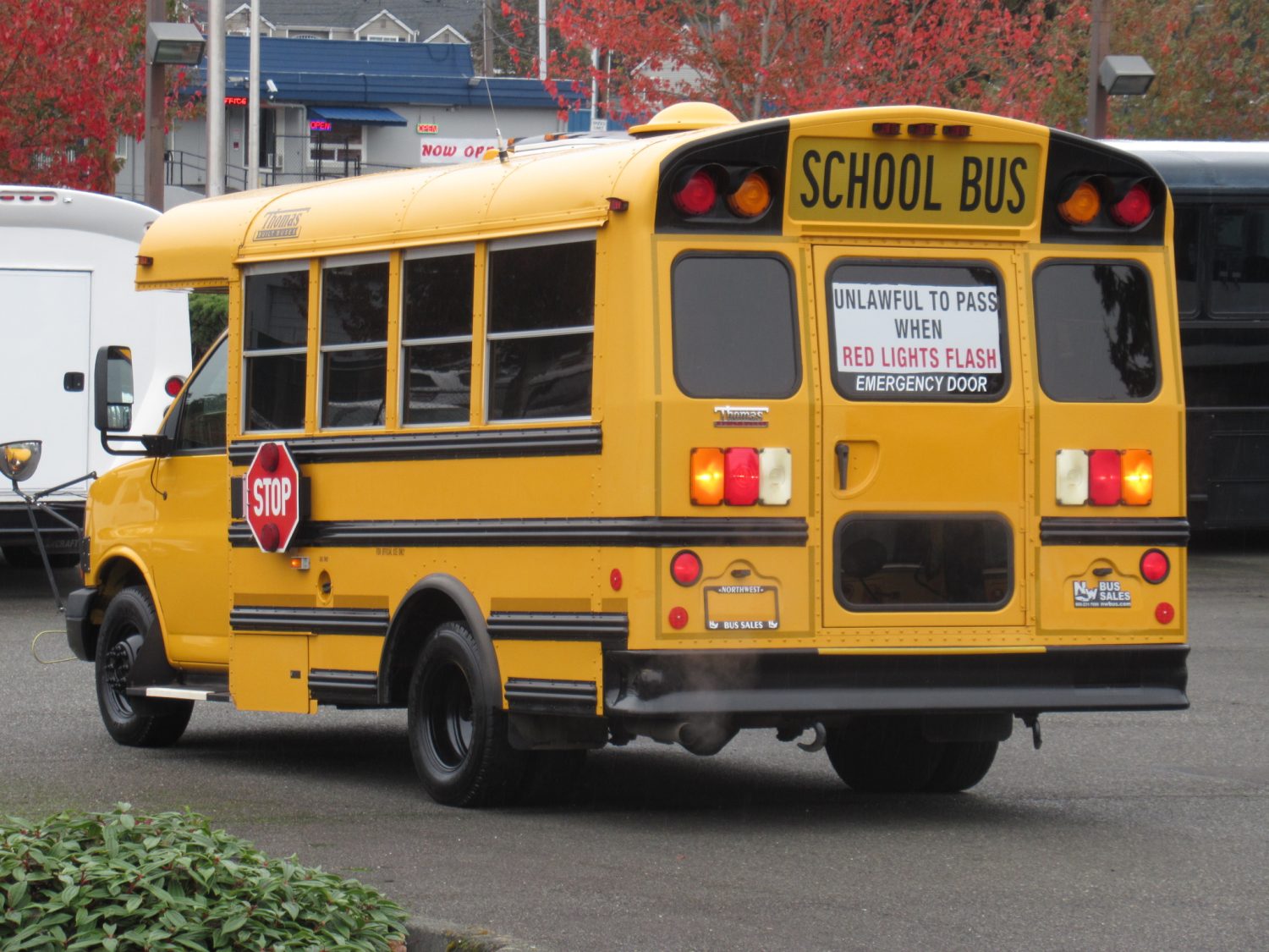 2010 Chevrolet Thomas 24 Passenger Type-A School Bus - B36431 - Image 4