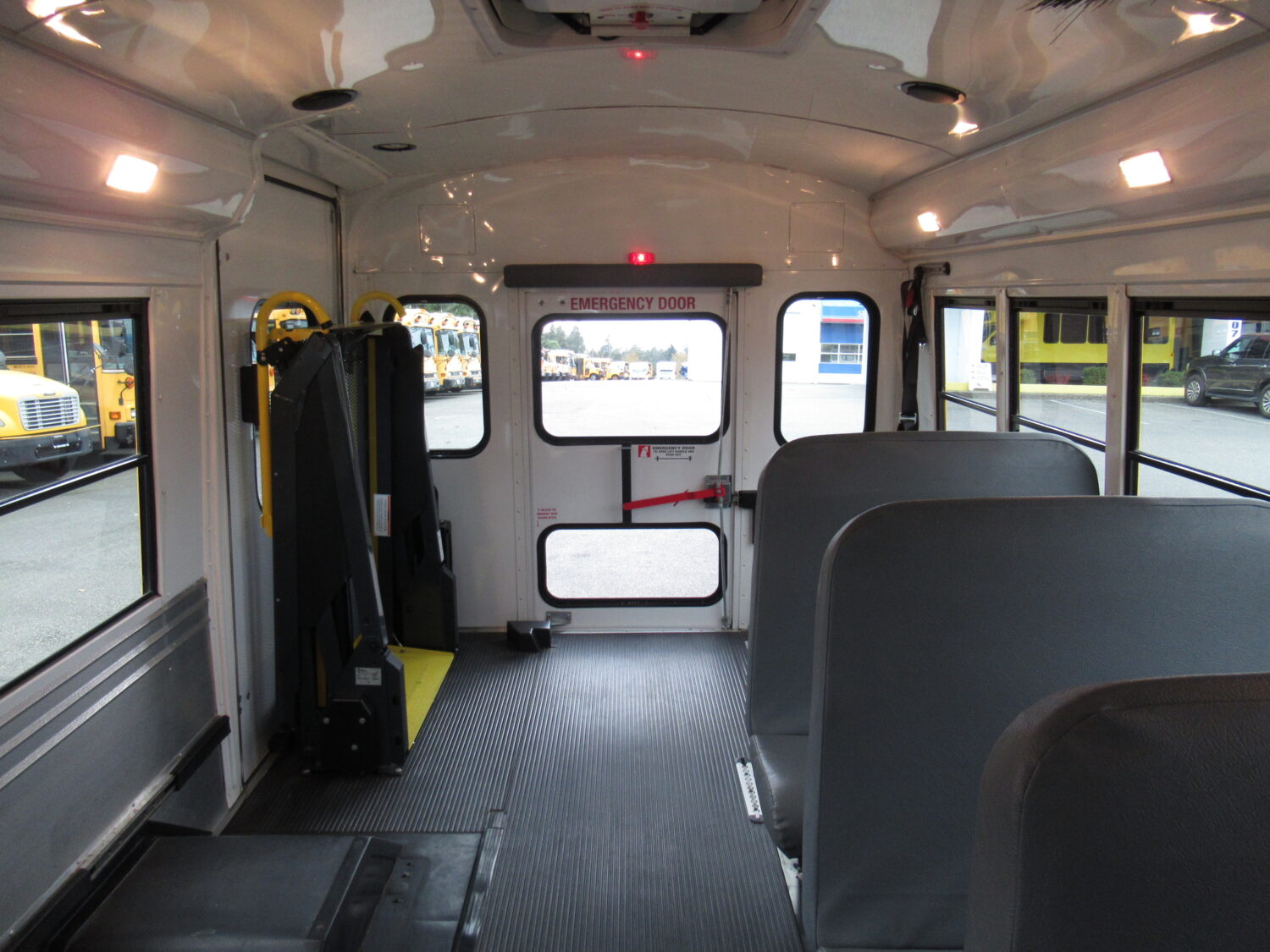 2012 Chevrolet Starcraft Quest 6 Passenger + 1 Wheelchair School Bus - B16295 - Image 6