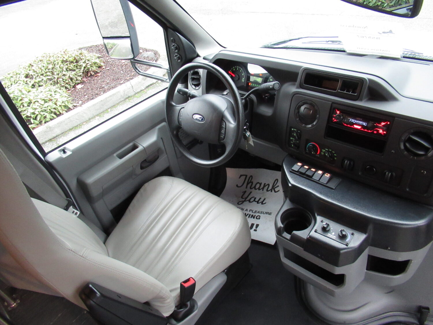 2017 Ford Elkhart 14 Passenger ADA + Interior Luggage Shuttle Bus - S55767 - Image 5