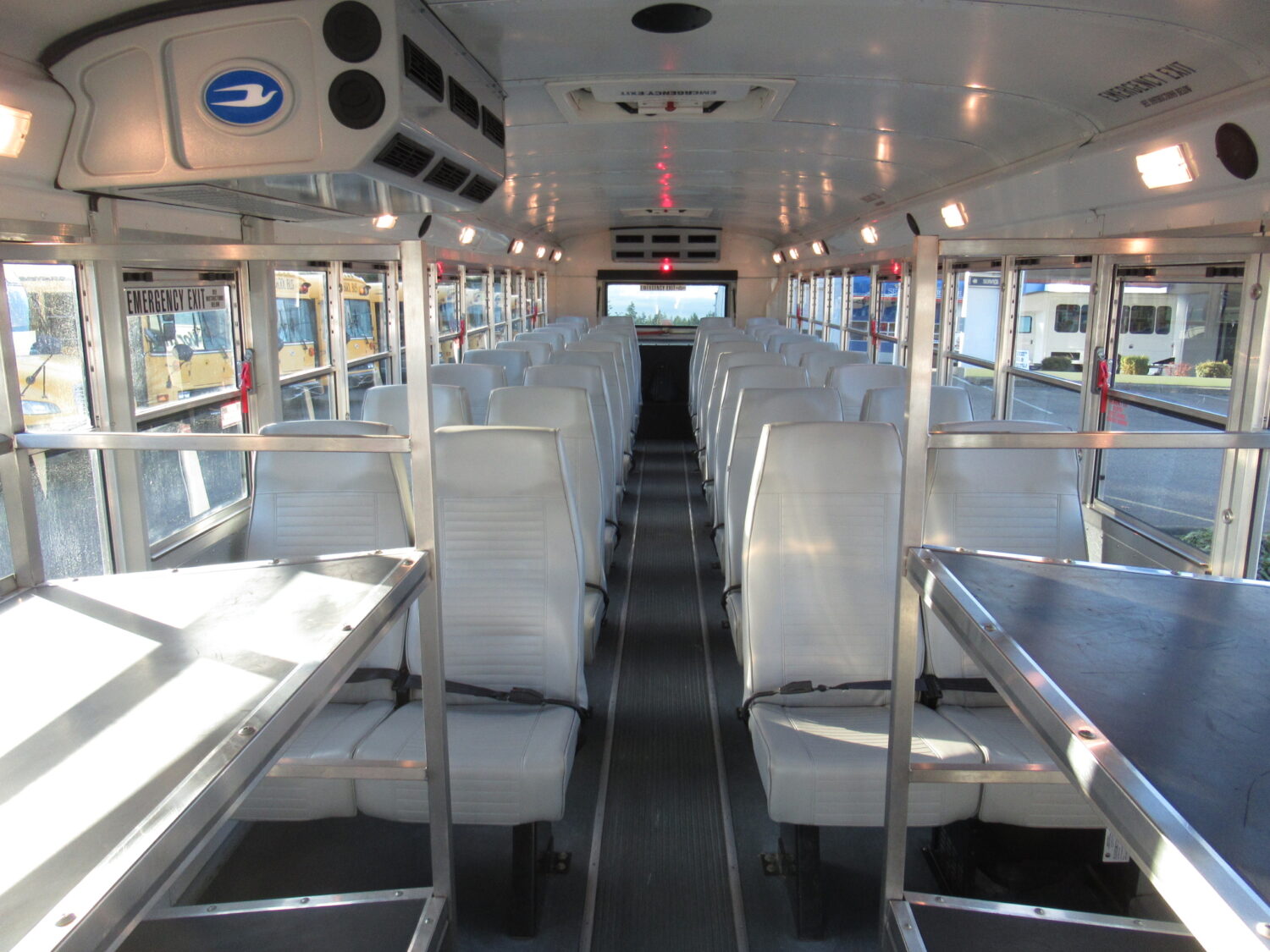 2012 Blue Bird All American 36 Passenger + Interior Luggage Commercial Bus - B84202 - Image 6