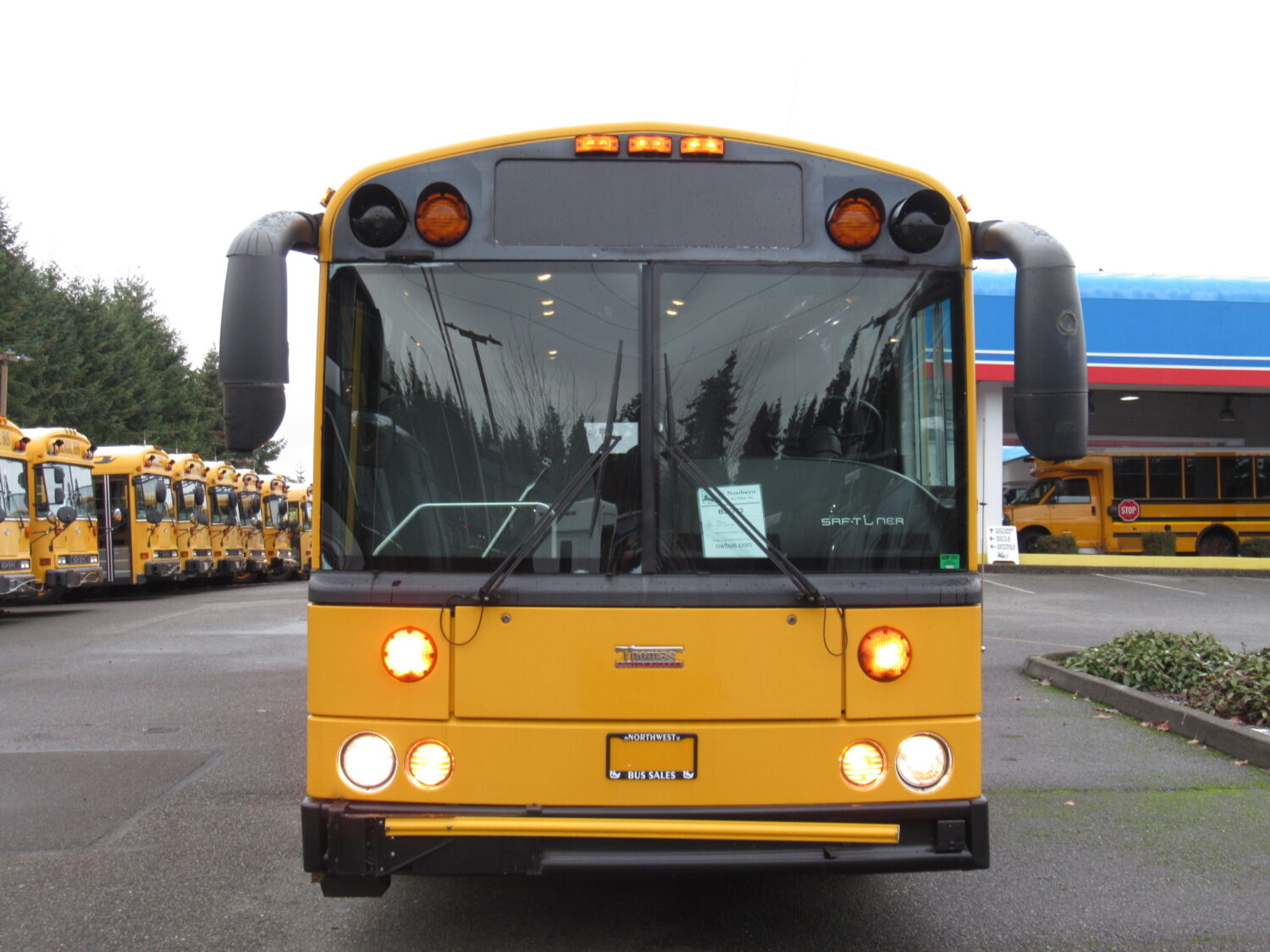 2005 Thomas HDX 78 Passenger School Bus - B56733 - Image 12