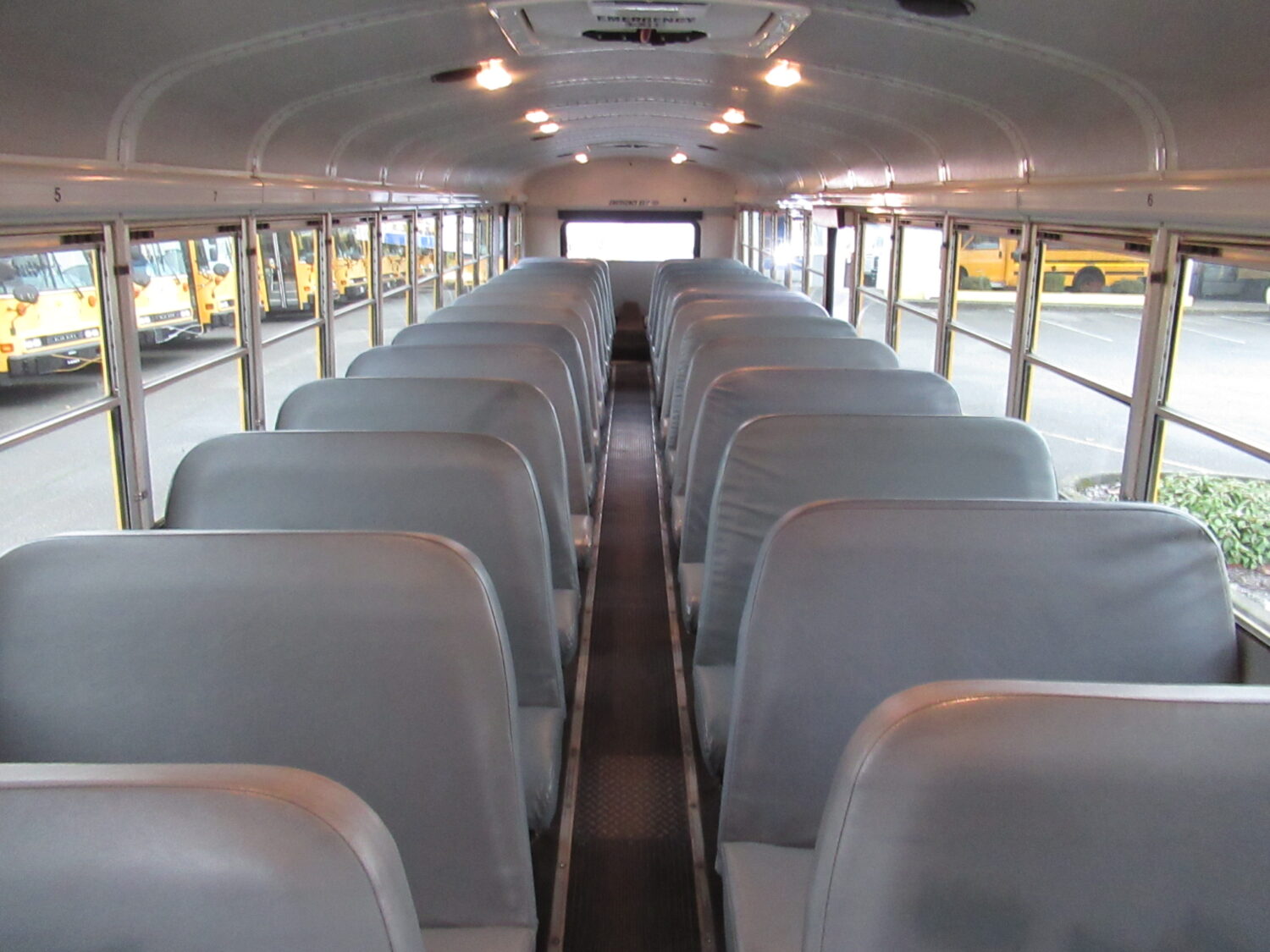 2005 Thomas HDX 78 Passenger School Bus - B56733 - Image 6