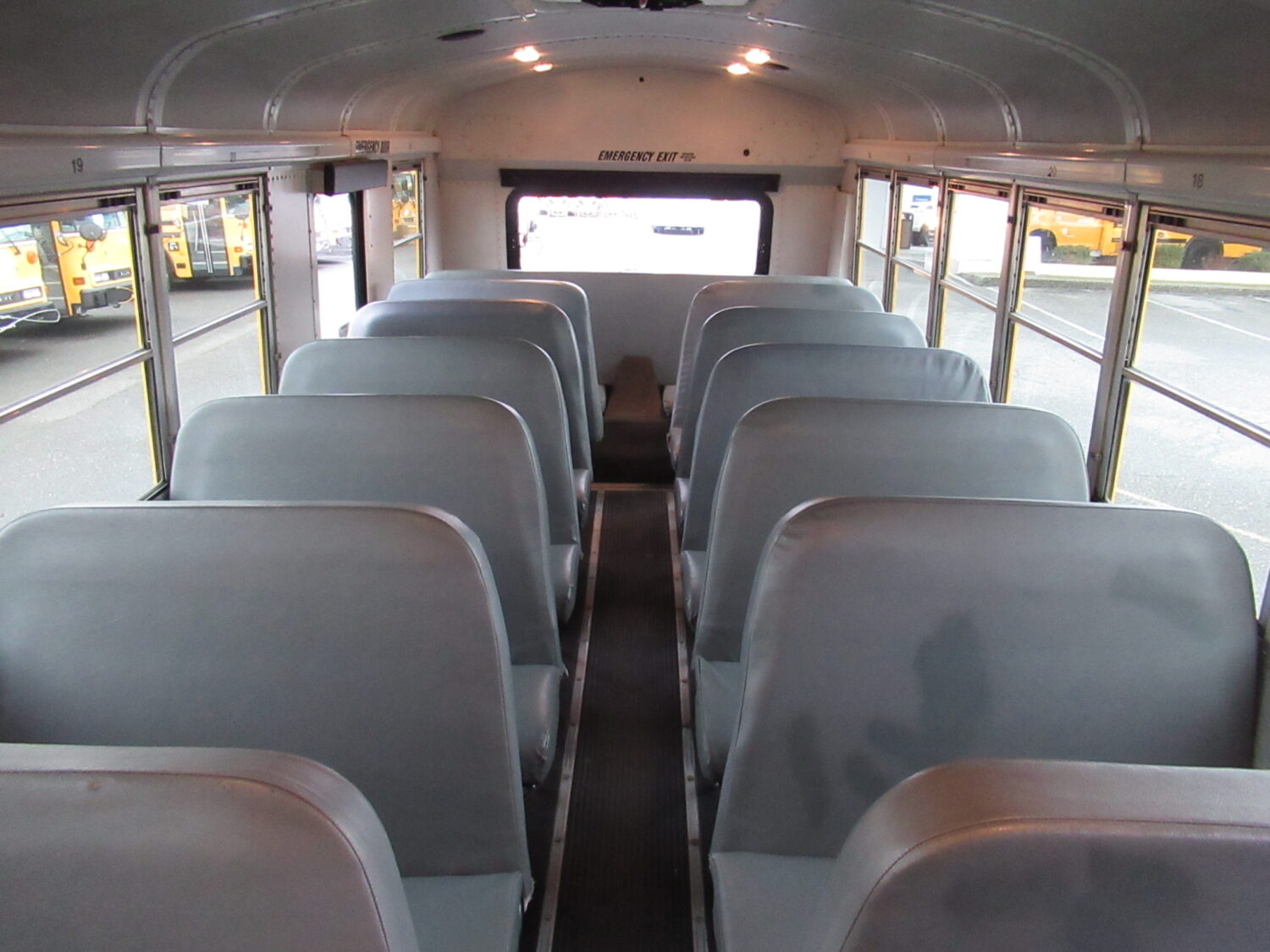 2005 Thomas HDX 78 Passenger School Bus - B56733 - Image 7