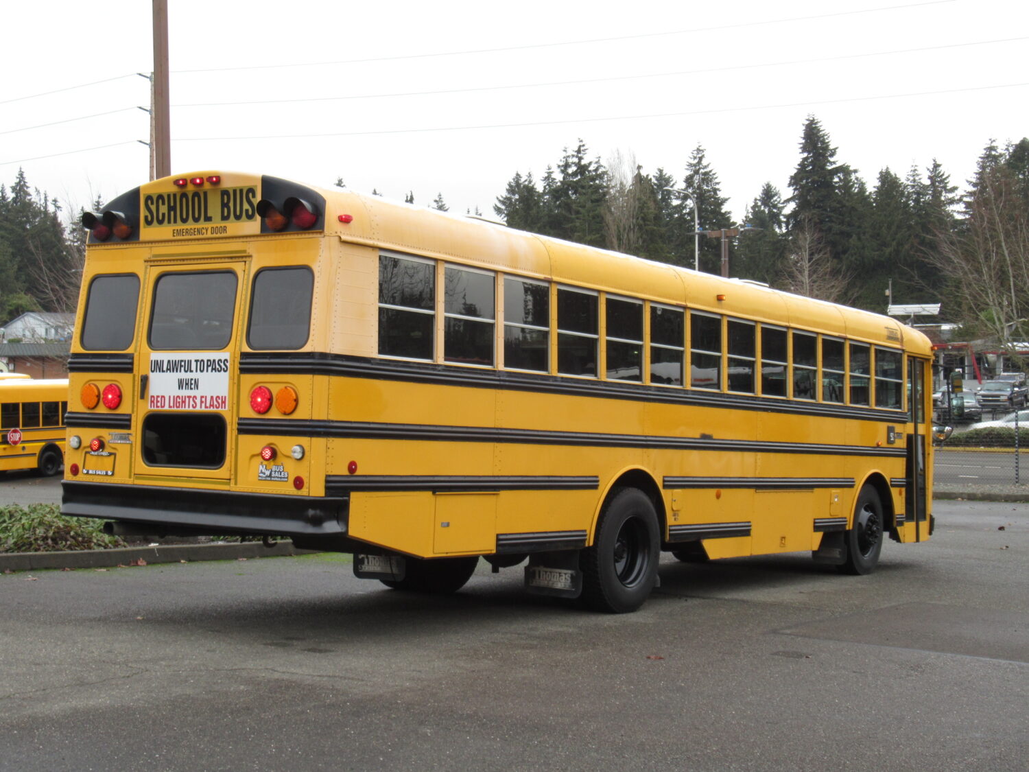 2003 Thomas Saf-T-Liner 78 Passenger School Bus - B26396 - Image 3