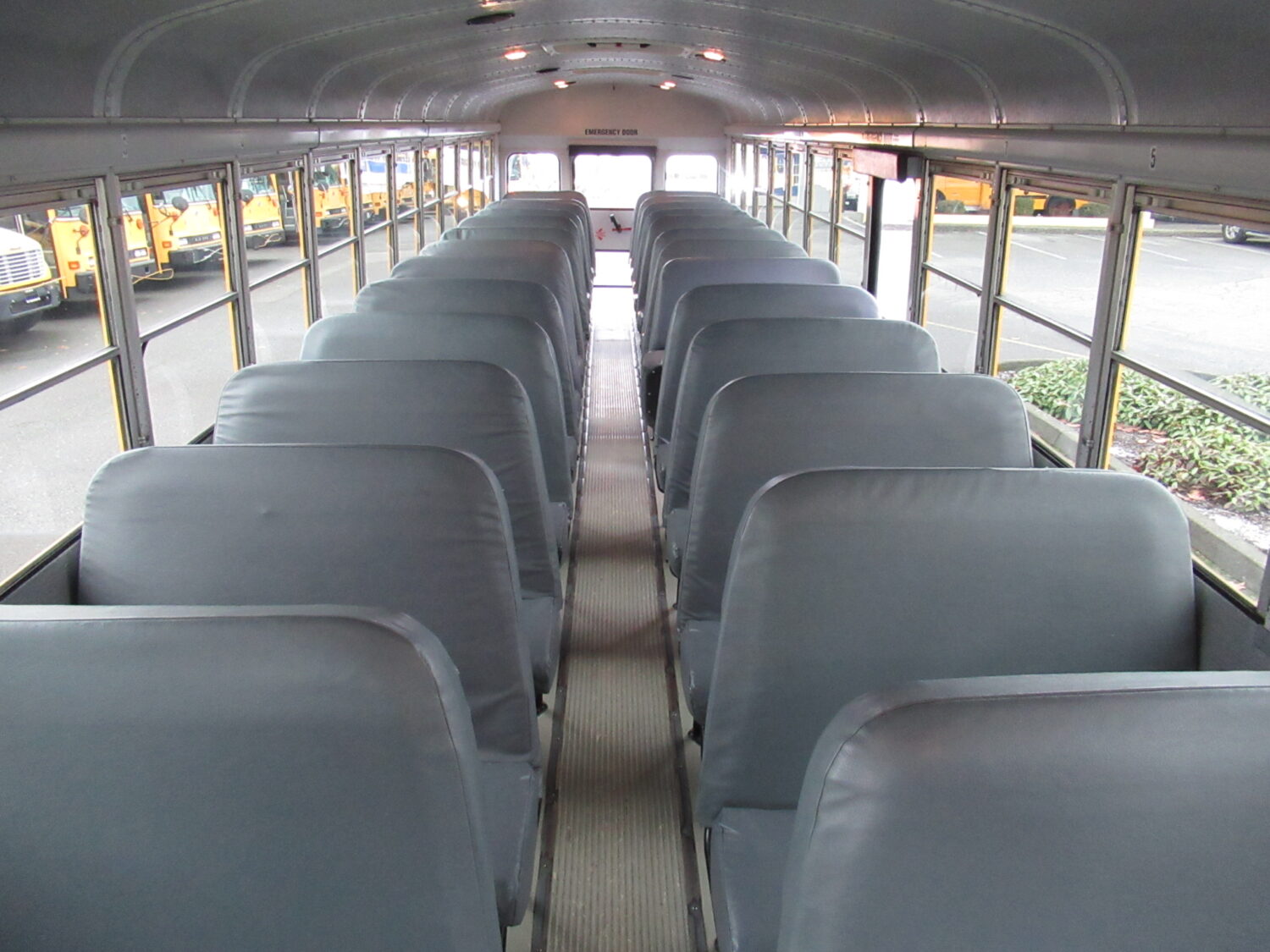 2003 Thomas Saf-T-Liner 78 Passenger School Bus - B26396 - Image 6