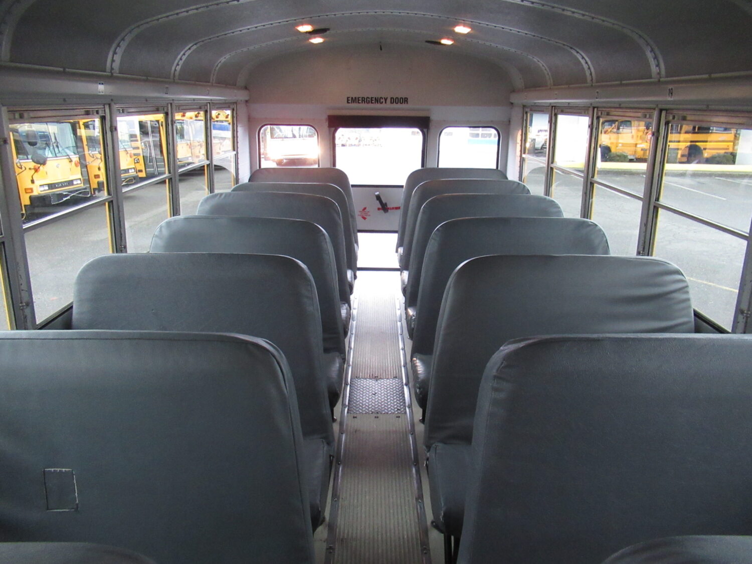 2003 Thomas Saf-T-Liner 78 Passenger School Bus - B26396 - Image 7