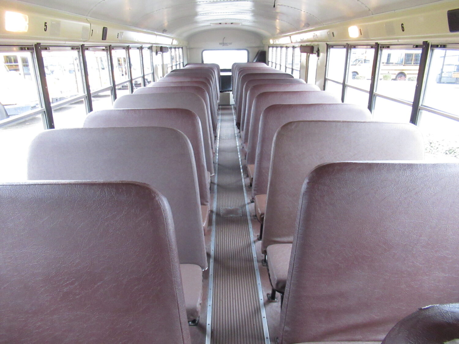 2009 International RE-300 78 Passenger School Bus - B47229 - Image 6
