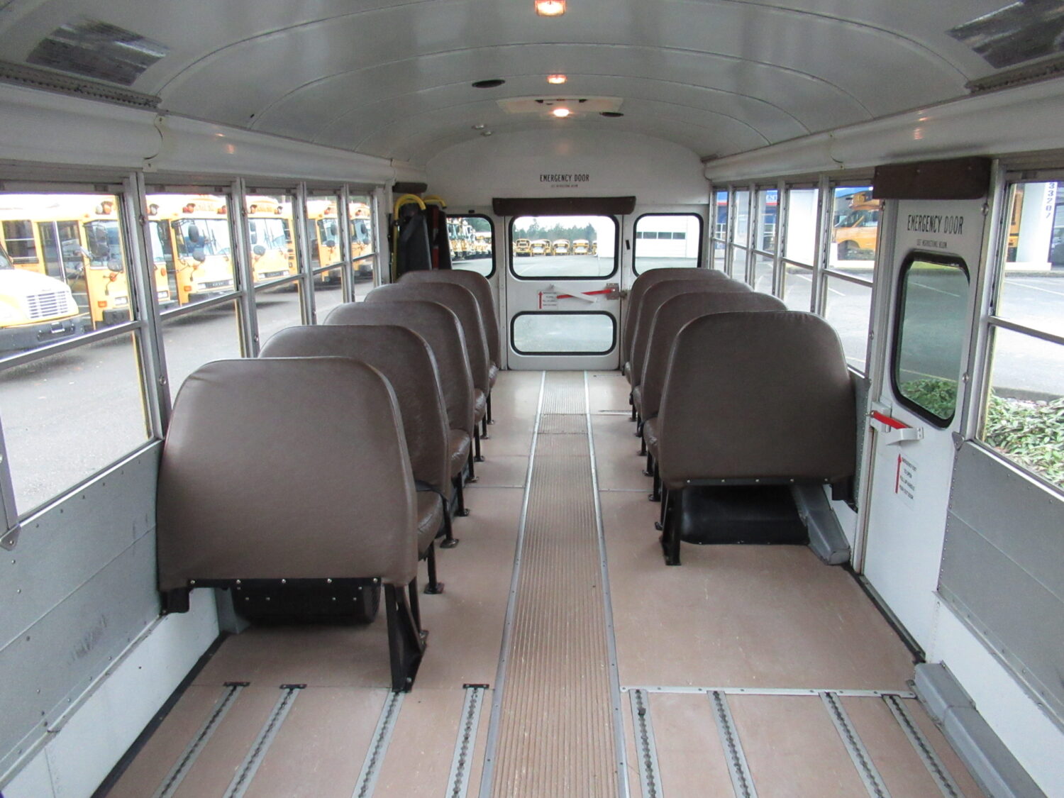 2004 Blue Bird All American 18 Passenger + 3 Wheelchair Short School Bus - B15043 - Image 6