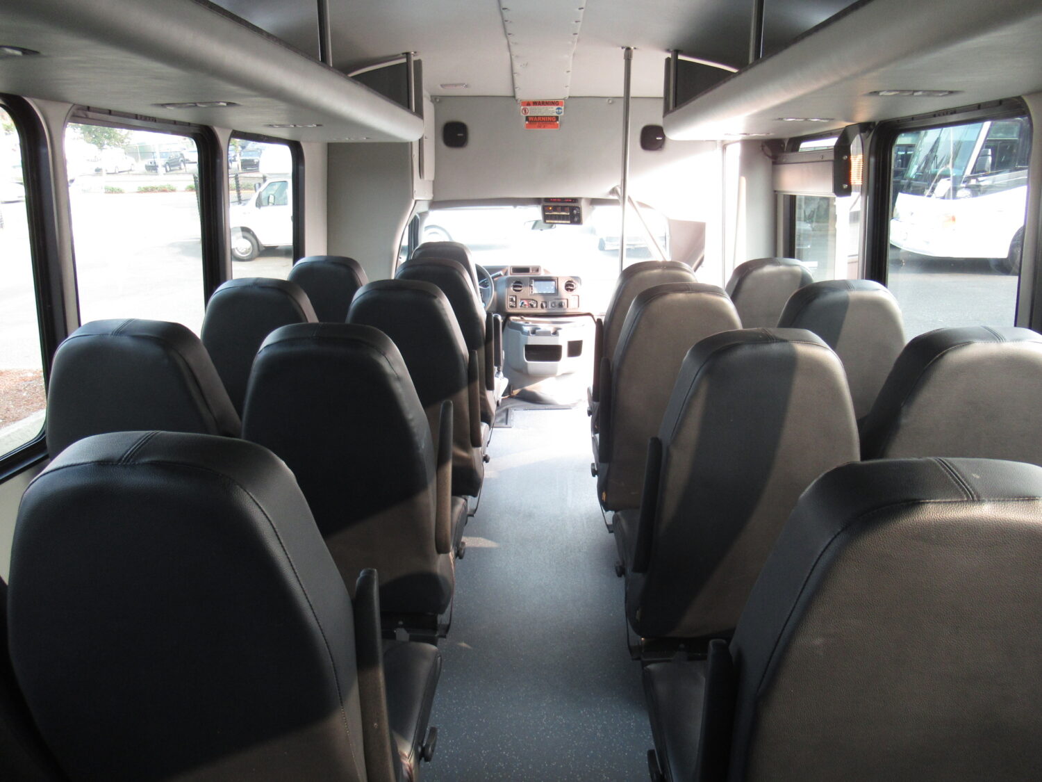 2016 Ford Starcraft MVP 24 Passenger + Rear Luggage Shuttle Bus - S21060 - Image 8