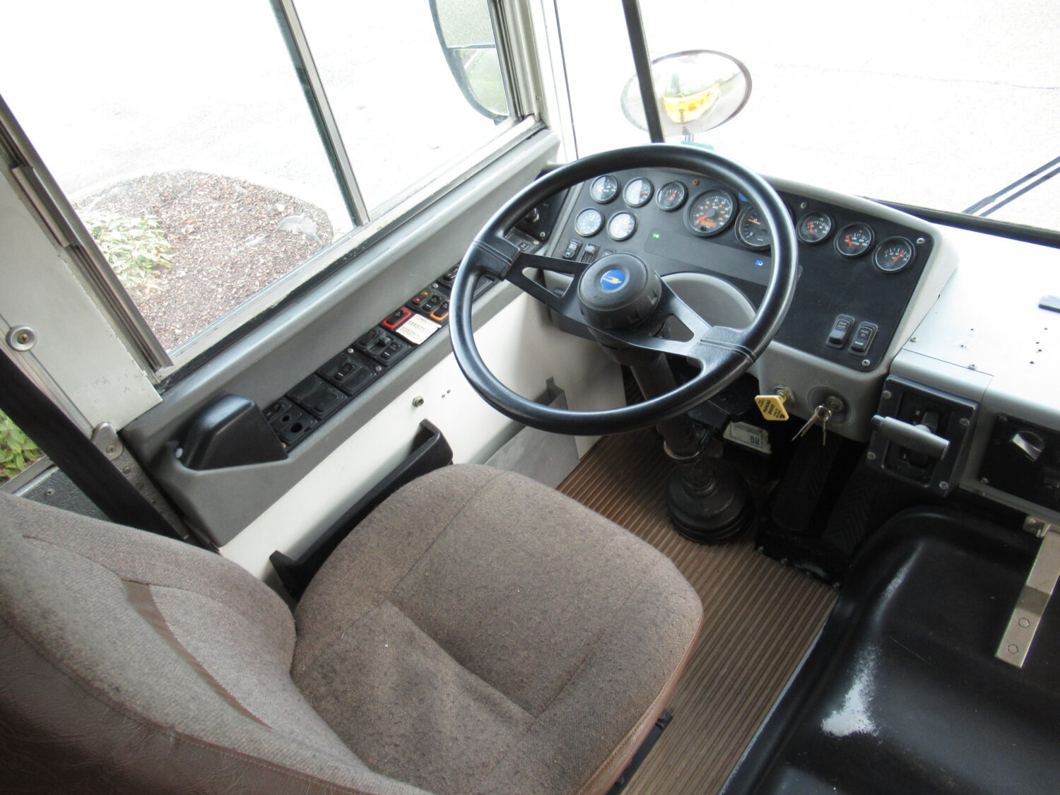 2003 Blue Bird TC-2000 Handy Bus Short School Bus - B07027 - Image 5