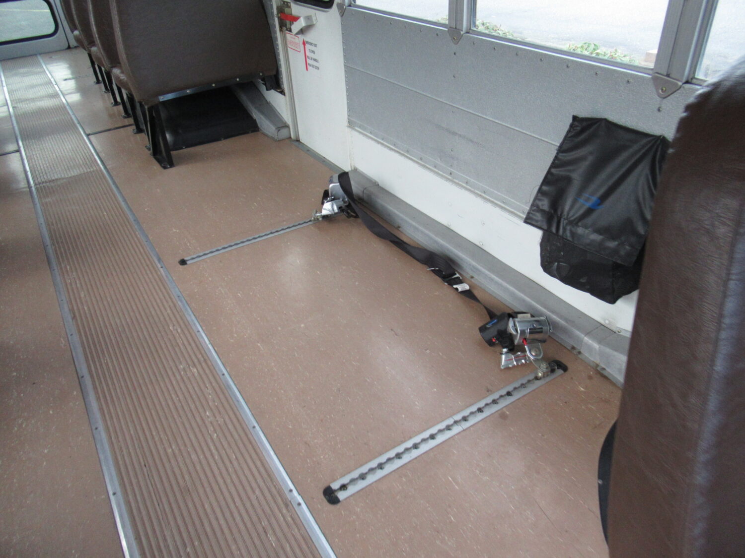 2003 Blue Bird TC-2000 Handy Bus Short School Bus - B07027 - Image 8