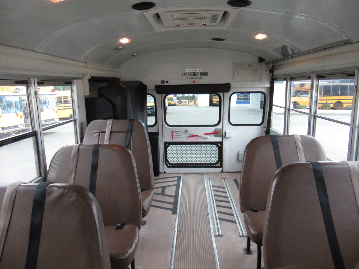 2007 Blue Bird All American 24 Passenger + 1 Wheelchair Short School Bus - B43206 - Image 7