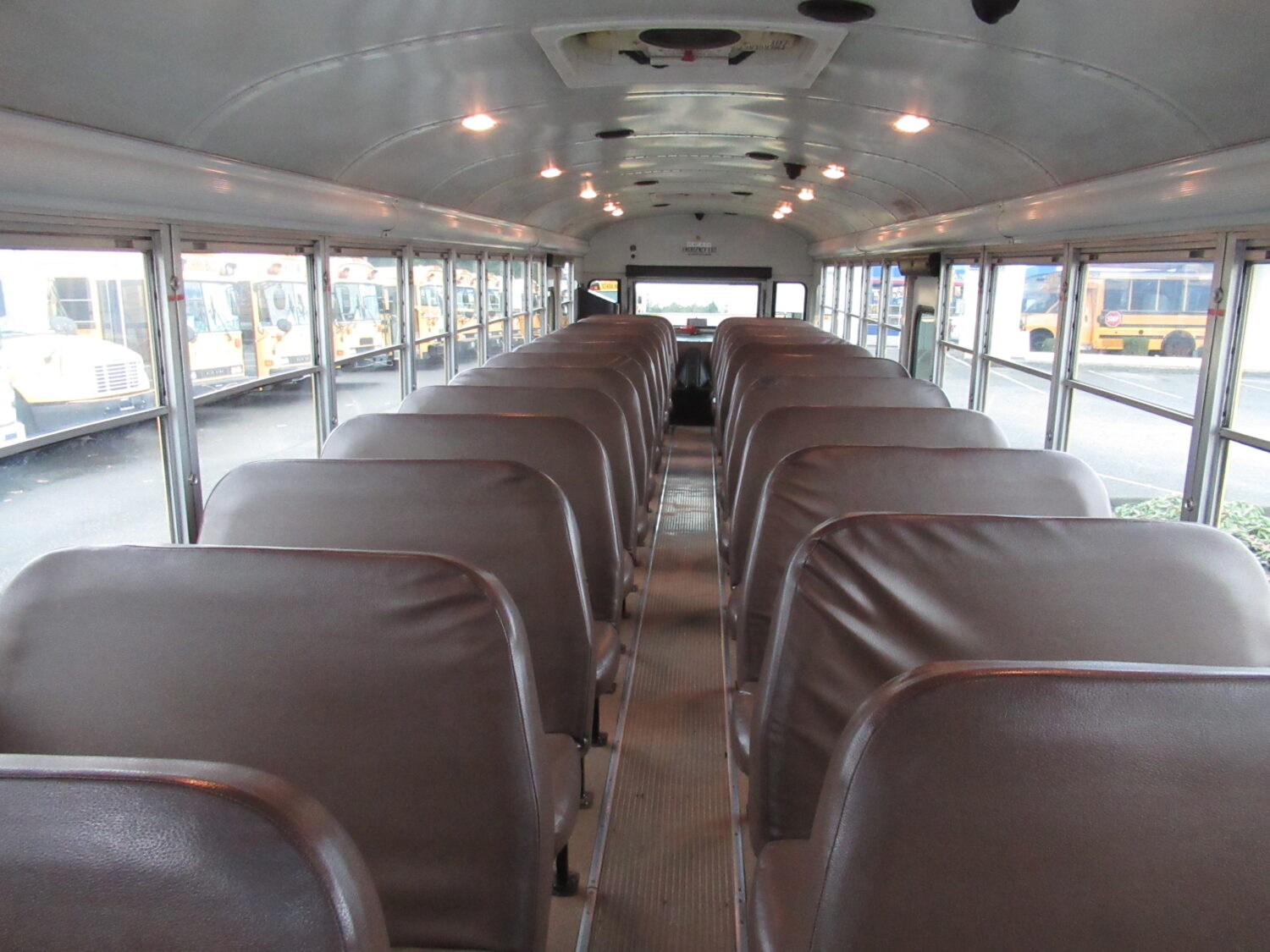 2006 Blue Bird All American 75 Passenger School Bus - B31724 - Image 6
