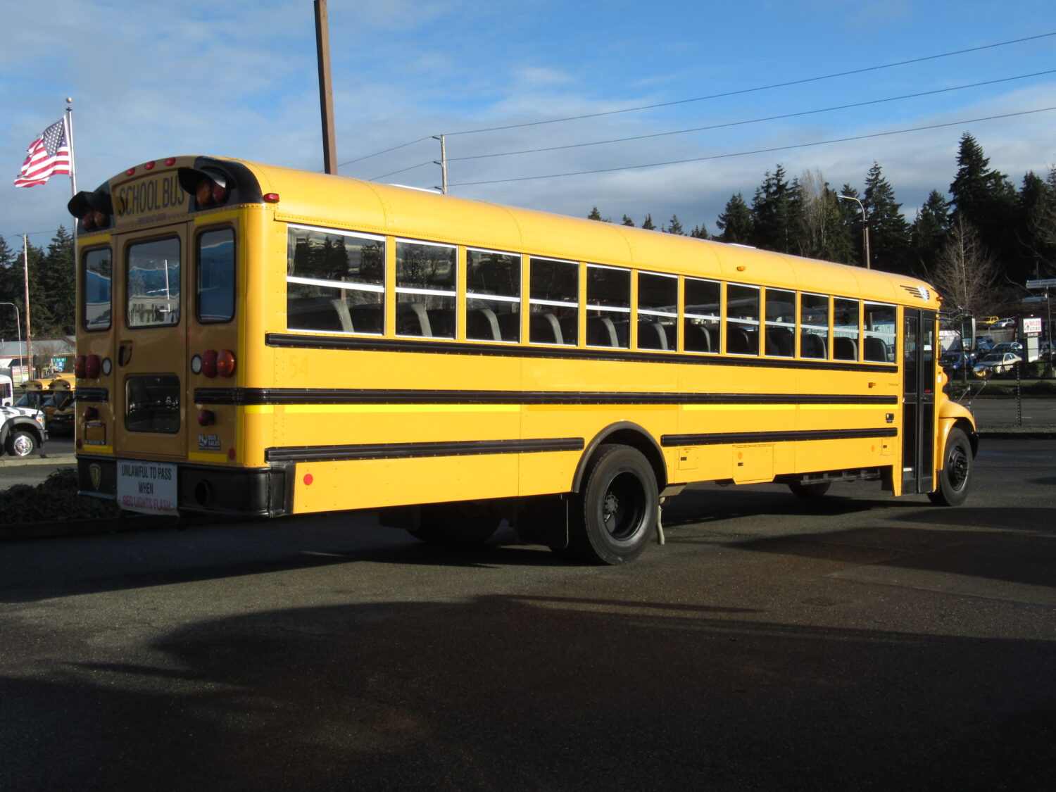 2010 IC CE-300 71 Passenger School Bus - B89344 - Image 3