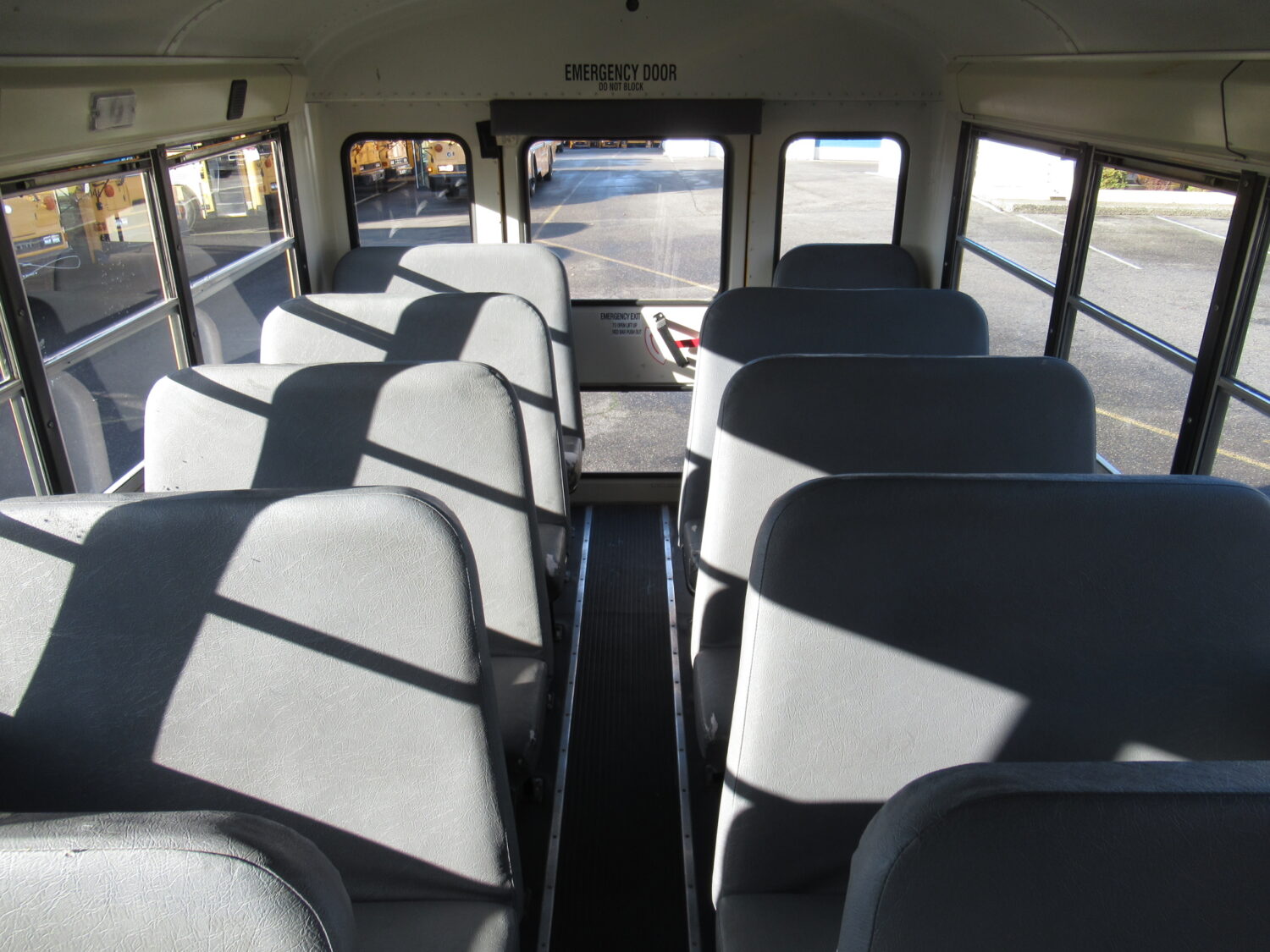 2010 IC CE-300 71 Passenger School Bus - B89344 - Image 7