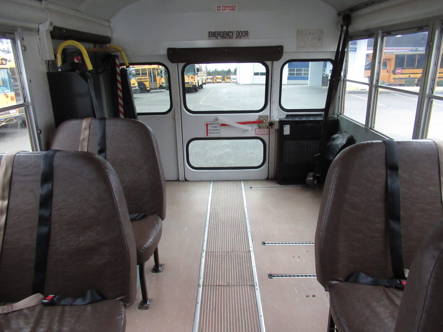 2004 Blue Bird All American 16 Passenger + 3 Wheelchair Short School Bus - B15332 - Image 7