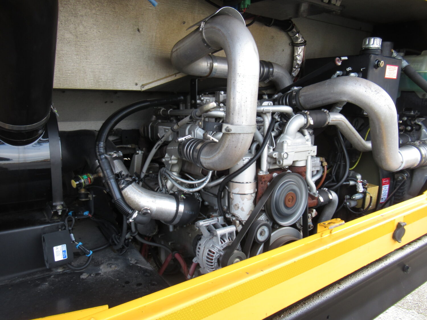 2010 Thomas HDX 78 Passenger School Bus - B21344 - Image 10