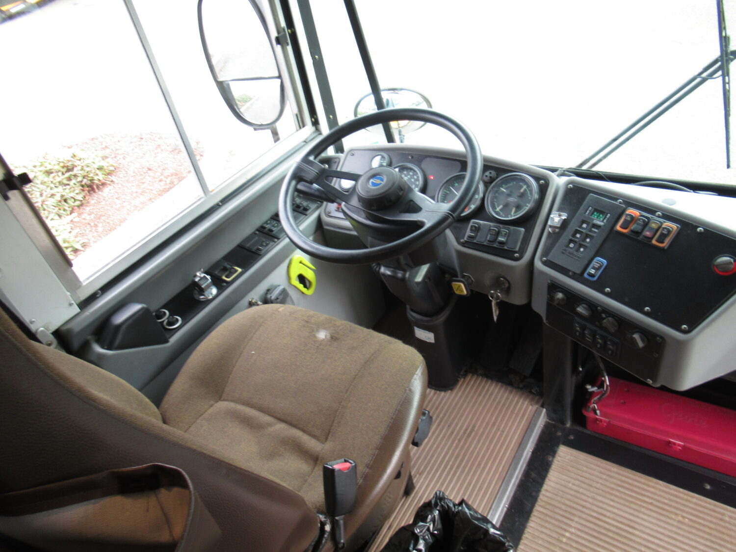 2009 Bluebird All American 78 Passenger School Bus - B64177 - Image 5