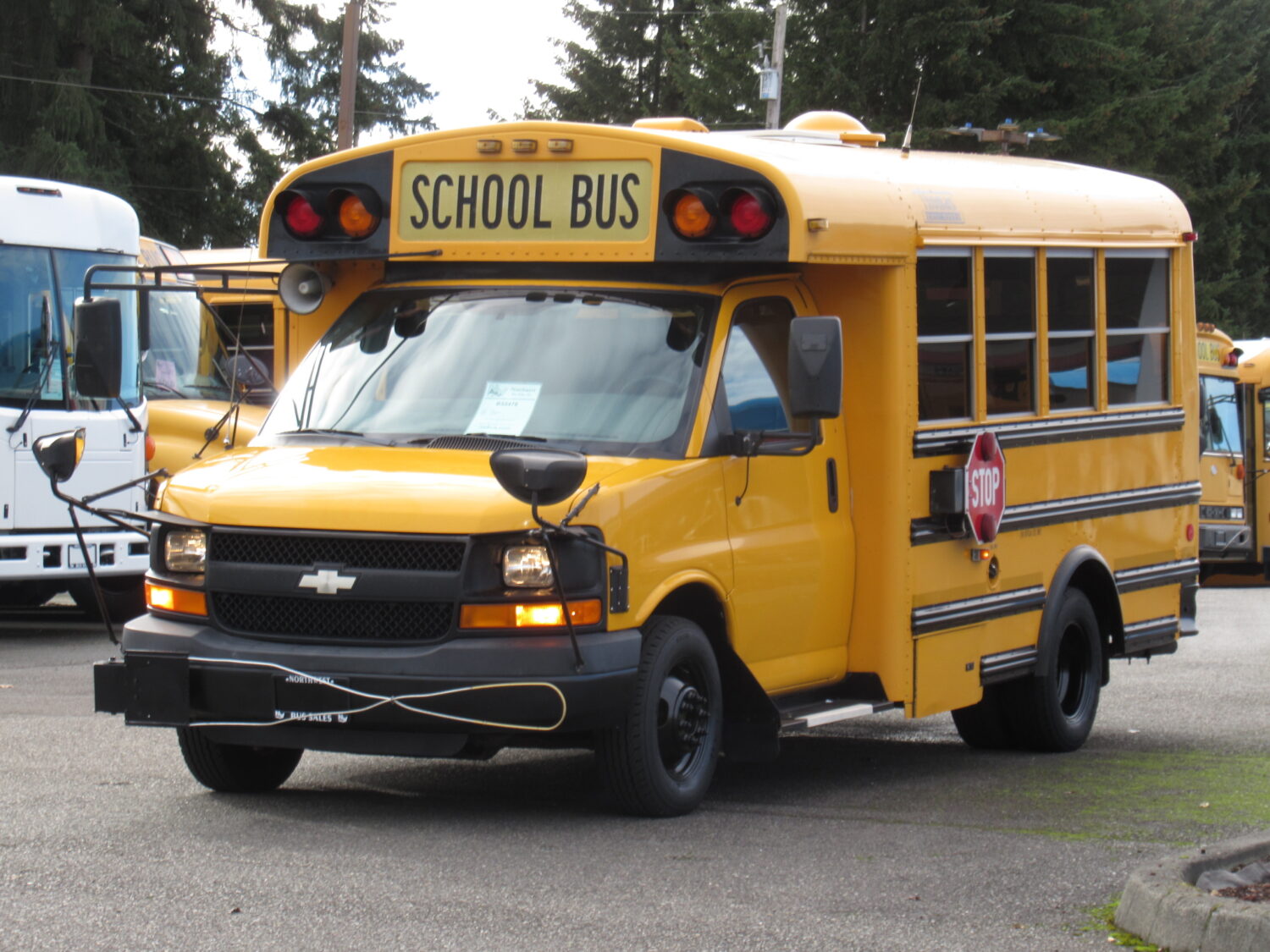 2009 Chevrolet Thomas 24 Passenger Type-A School Bus - B59476 - Image 2