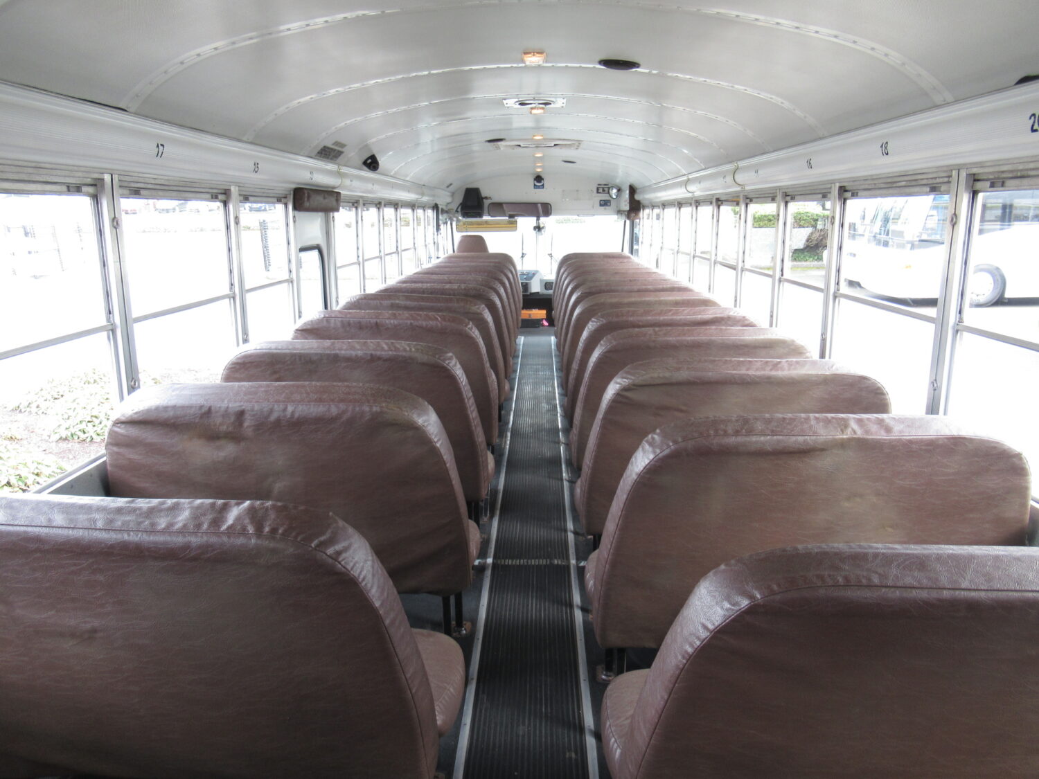 2005 Blue Bird All American 81 Passenger School Bus - B18623 - Image 8