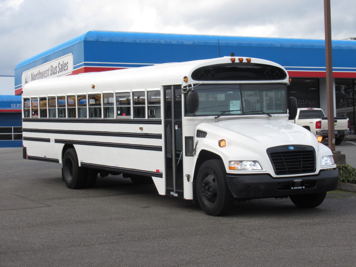 2010 Blue Bird Vision 71 Passenger School Bus - B67780