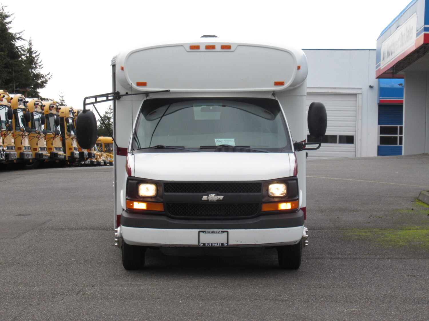 2003 Chevrolet Blue Bird Micro Bird 14 Passenger Bus - B79953 - Image 12