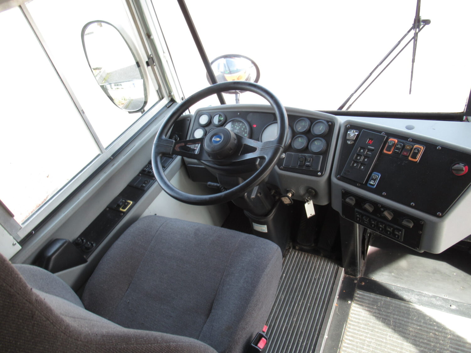 2007 Blue Bird All American 84 Passenger School Bus - B38879 - Image 5