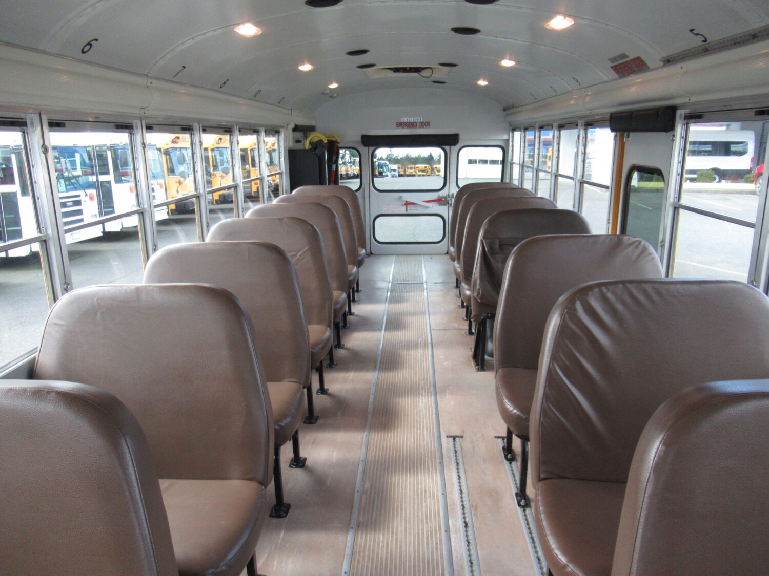 2007 Blue Bird All American 26 Passenger + 1 Wheelchair Short School Bus - B44499 - Image 6