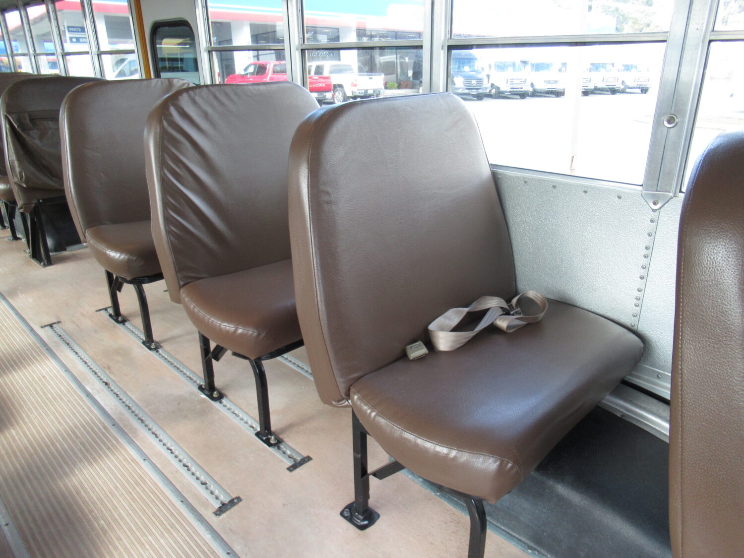 2007 Blue Bird All American 26 Passenger + 1 Wheelchair Short School Bus - B44499 - Image 9