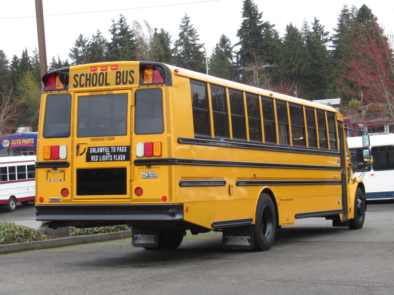 2015 Thomas Saf-T-Liner C2 71 Passenger School Bus - BG4973 - Image 3