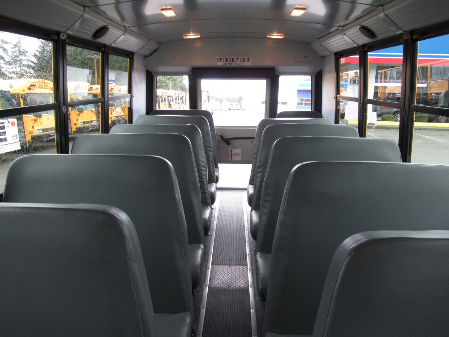 2015 Thomas Saf-T-Liner C2 71 Passenger School Bus - BG4973 - Image 7