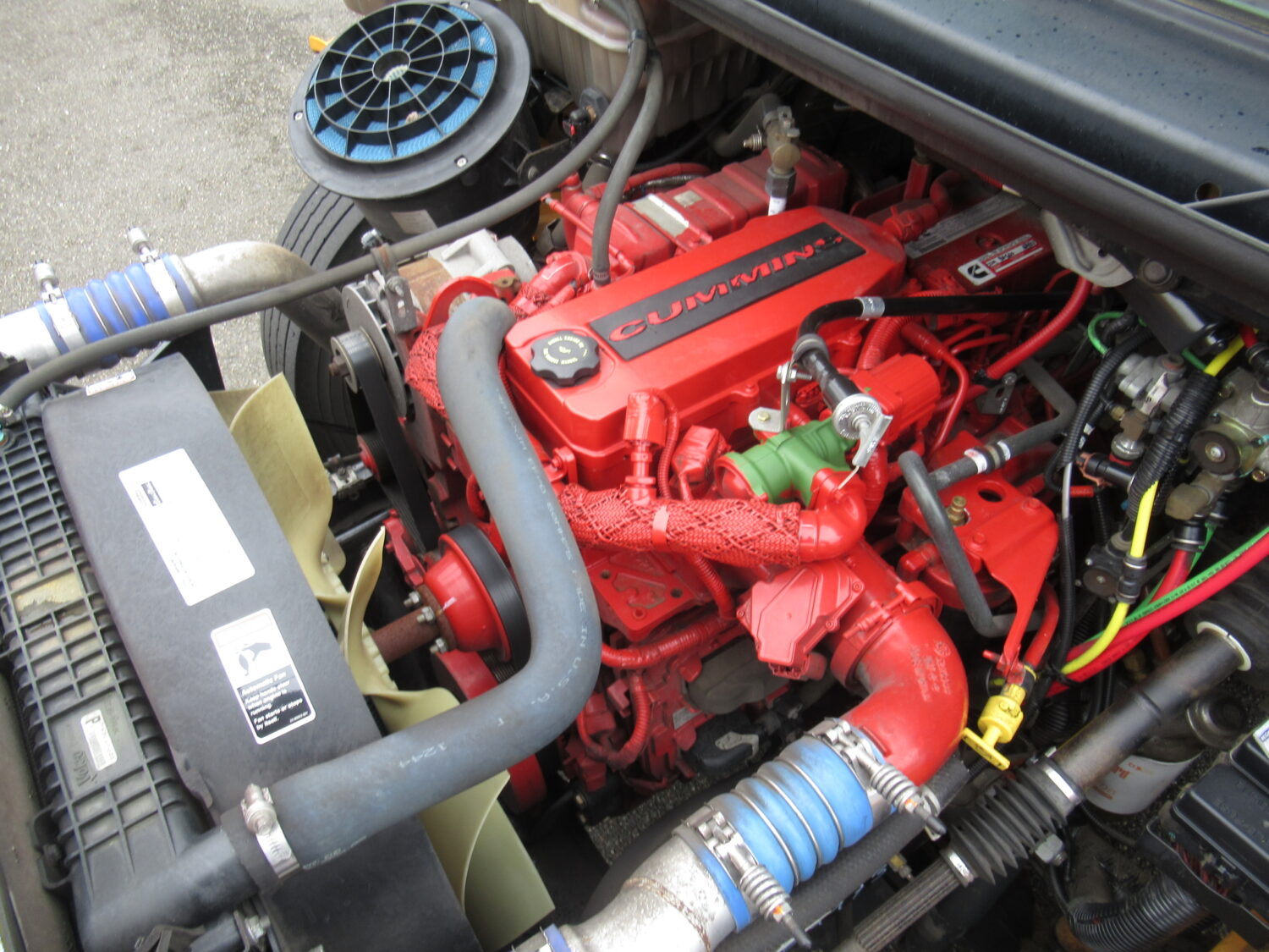 2015 Thomas Saf-T-Liner C2 71 Passenger School Bus - BG4973 - Image 11