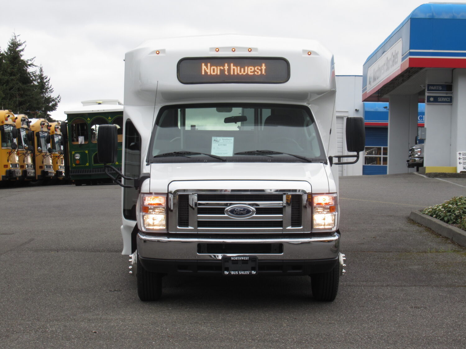 2019 Ford Eldorado Aerotech 14 + Interior Luggage Shuttle Bus - S11163 - Image 12