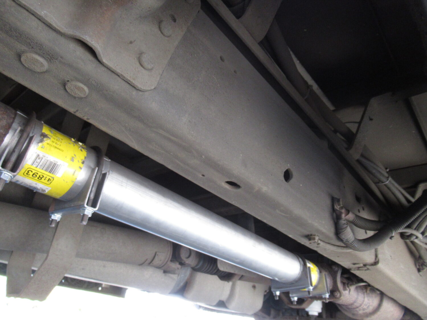 2010 Chevrolet Startrans 14 Passenger ADA Shuttle Bus - S08812 - Image 9