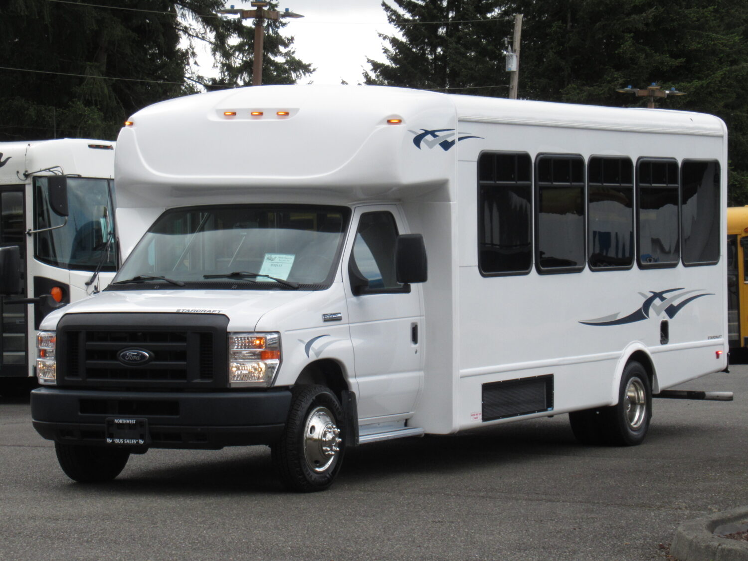 2019 Ford Starcraft Allstar 25 Passenger Shuttle Bus - S32167 - Image 2