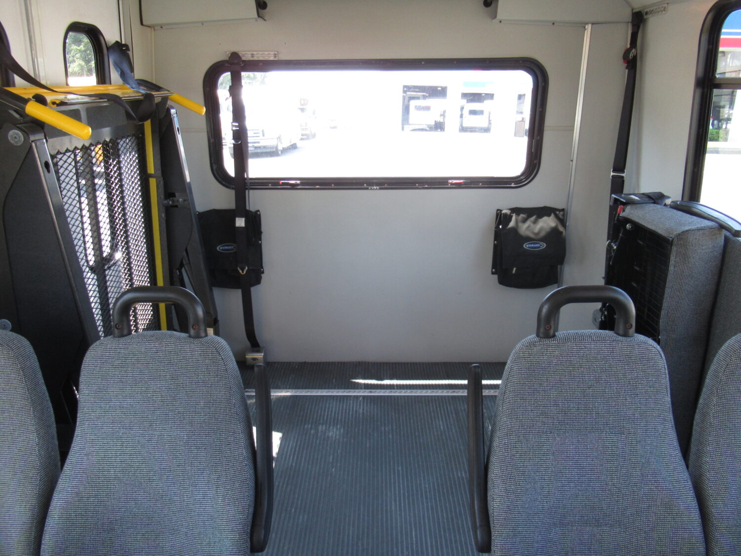 2009 Chevrolet Champion 14 Passenger + 1 Wheelchair ADA Shuttle - S20682 - Image 7