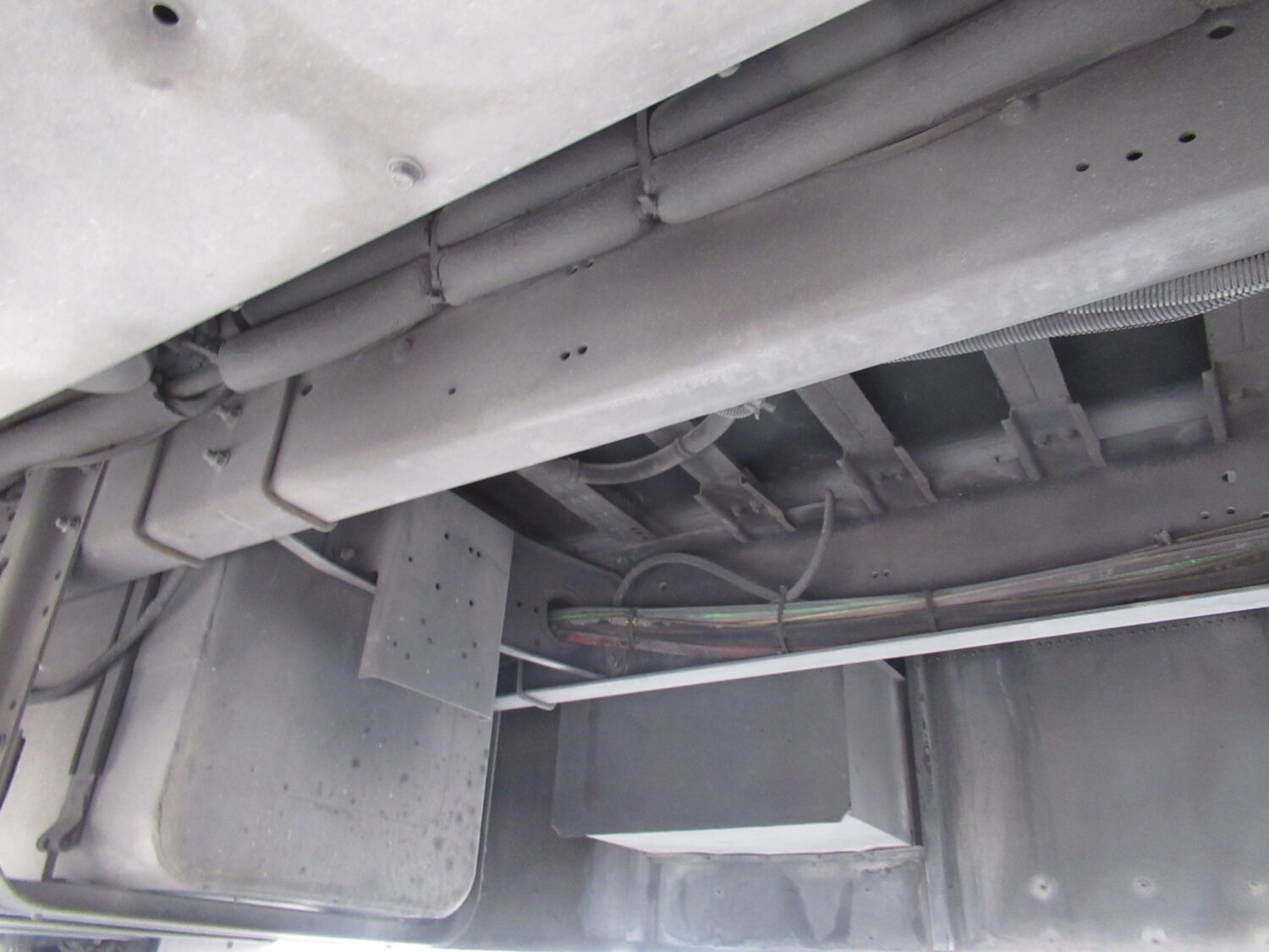 2006 Thomas HDX 33 Passenger + 3 Wheelchair School Bus - B60715 - Image 11