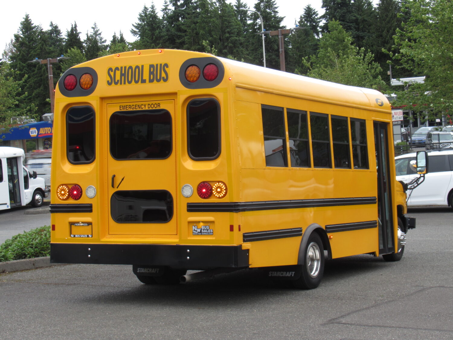 2016 Ford E-450 Stacraft Quest 30 Passenger School Bus - B03994 - Image 3