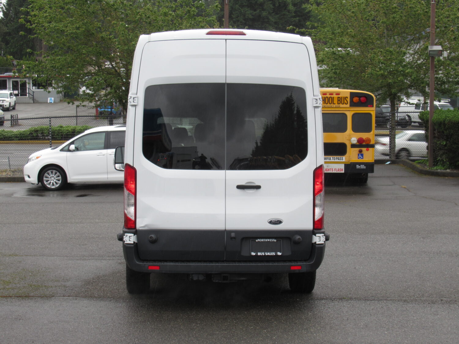 2015 Ford Transit 14 Passenger Van - S41266 - Image 11