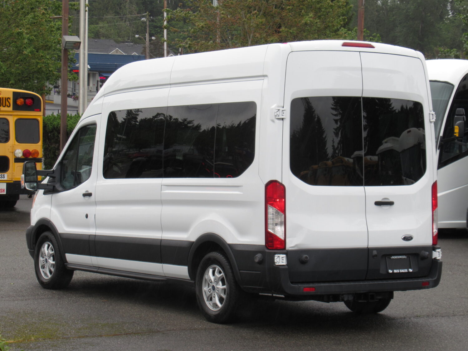 2015 Ford Transit 14 Passenger Van - S41266 - Image 4