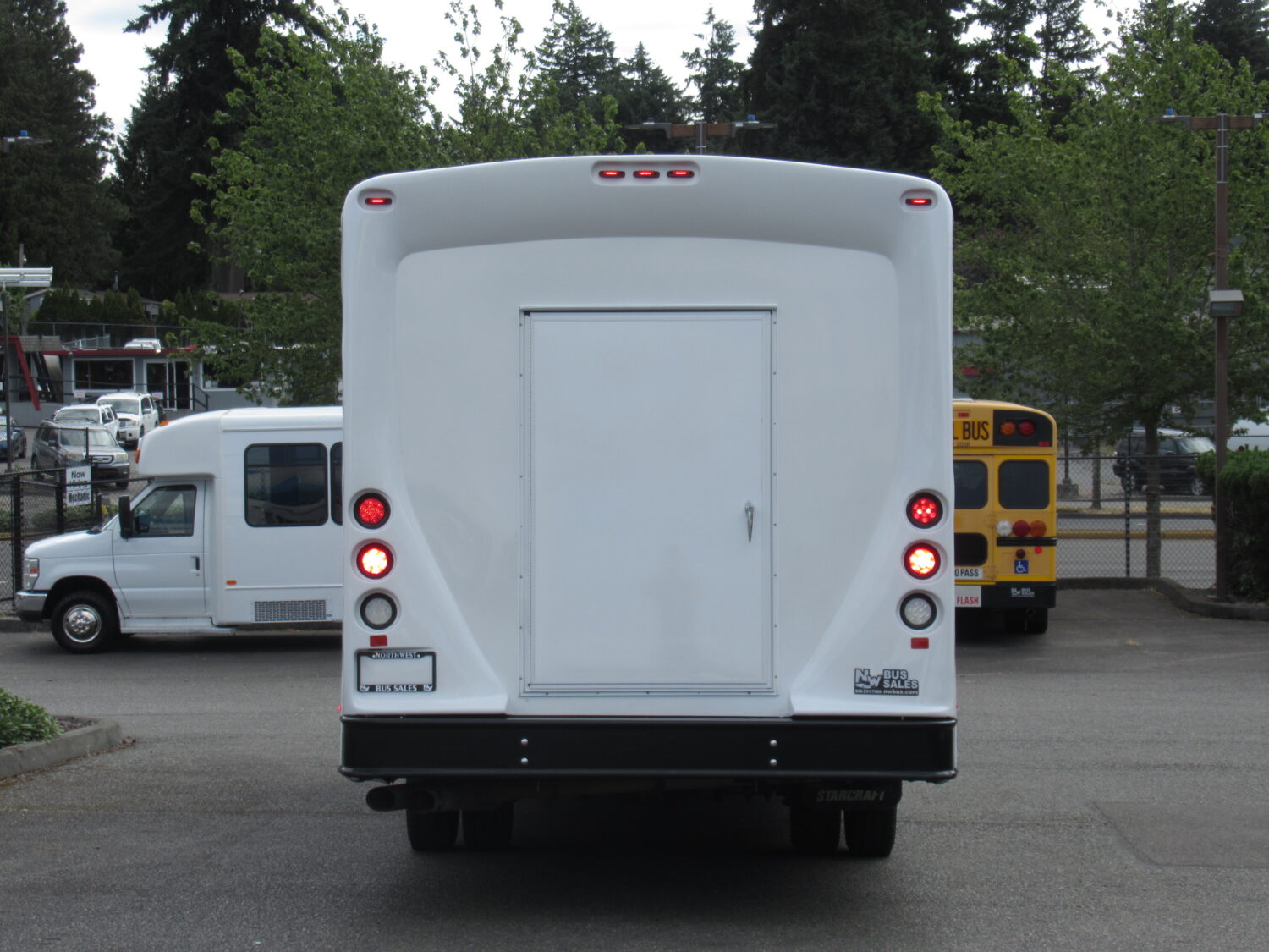 2016 Ford Starcraft Allstar XL 33 Passenger Shuttle Bus - S49507 - Image 11