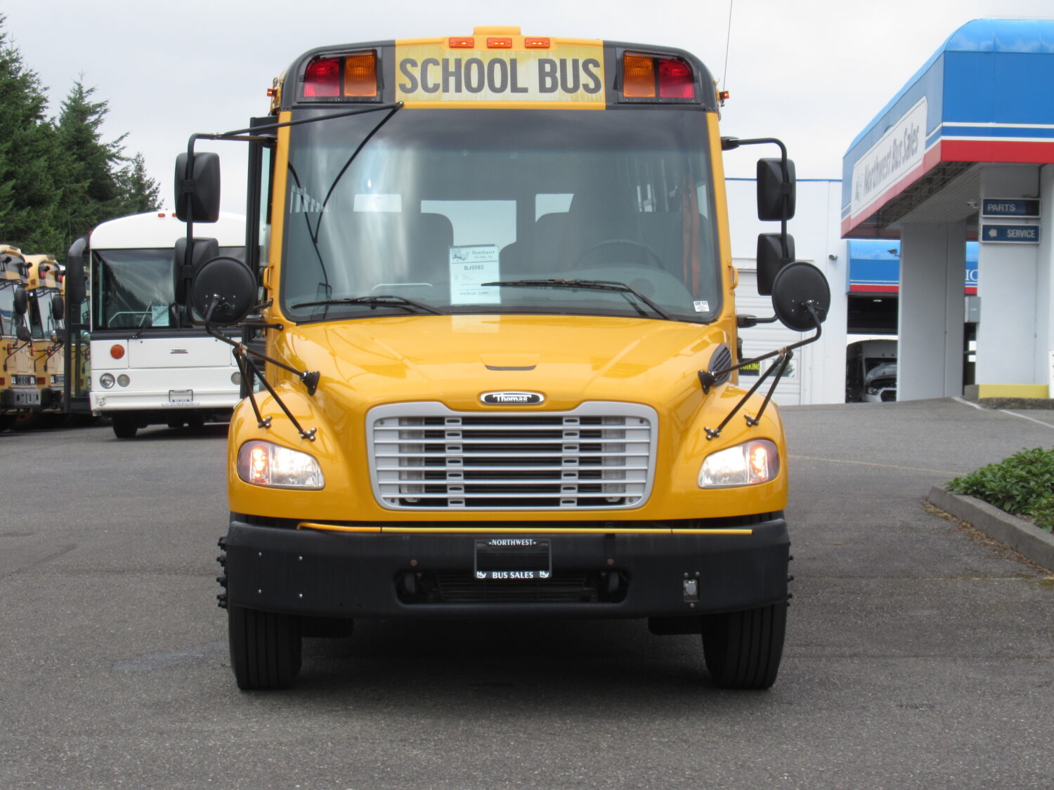 2016 Thomas Saf-T-Liner C2 72 Passenger School Bus - BJ0082 - Image 12