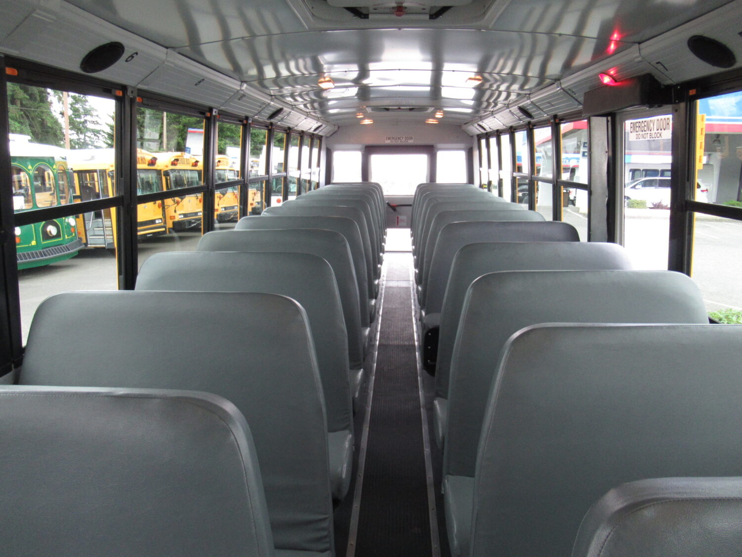 2016 Thomas Saf-T-Liner C2 72 Passenger School Bus - BJ0082 - Image 6