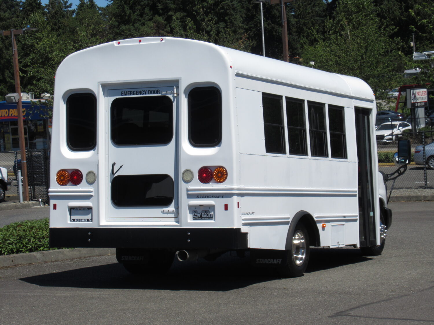 2014 Chevrolet Starcraft Prodigy 24 Passenger MFSAB - B22346 - Image 3